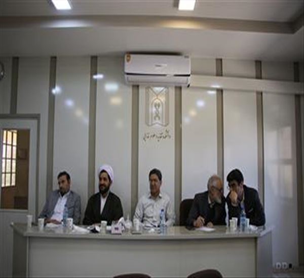 جلسه هم اندیشی اساتید دانشکده تغذیه و علوم غذایی با مسئولین نهاد رهبری دانشگاه برگزار گردید.